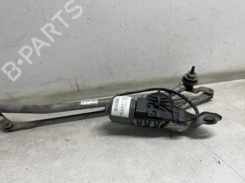 Used Front wipers mechanism DACIA SANDERO 1.4 (BS0C, BS0A, BS0G, BS1F, BS0E) (75 hp) 31883002