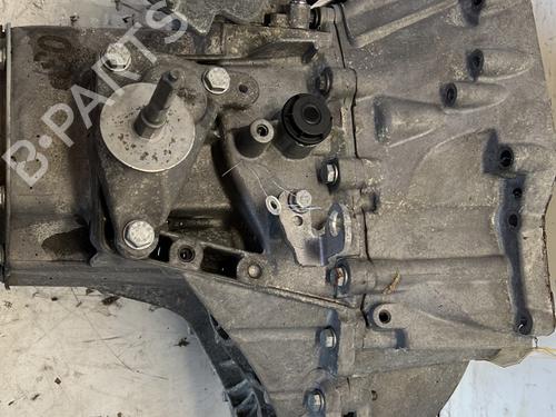 Gearbox PEUGEOT 5008 (0U_, 0E_) 1.6 HDi | BP25276512M3 