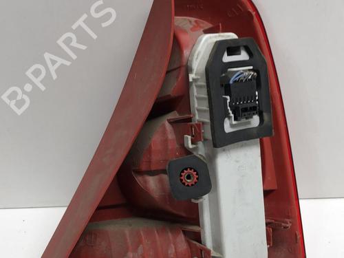 Venstre baglygte RENAULT CLIO II (BB_, CB_) 1.4 16V (B/CB0P, BB13) (98 hp) 18231527