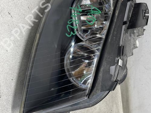 Used Right headlight Right headlight AUDI A3 (8P1) 1.9 TDI (105 hp) 33680905 33680905