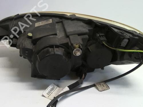 Used Right headlight PEUGEOT 807 (EB_) 2.0 HDi (120 hp) 18231363