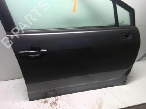 Right front door TOYOTA COROLLA Verso (ZER_, ZZE12_, R1_) 2.2 D-4D (AUR10_, AUR10R) | BP18230239C3 