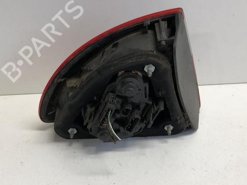 Right taillight SEAT LEON (1M1) 1.4 16V | BP18231512C35
