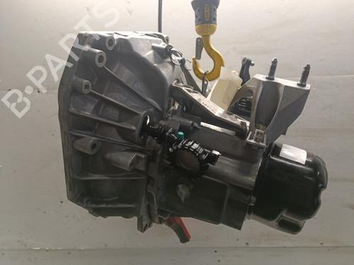 Used Gearbox Gearbox DACIA SANDERO II TCe 90 (B8M1, B8MA, B8AC) (90 hp) 31964398 31964398
