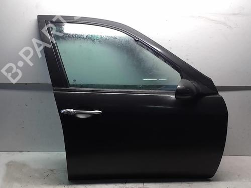 Used Right front door Right front door 18221814 18221814