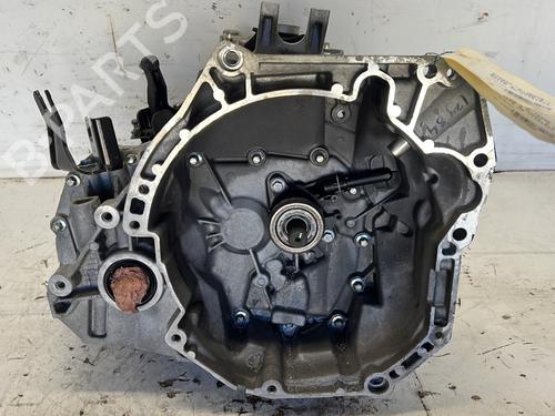 Used Gearbox NISSAN MICRA IV (K13K, K13KK) 1.2 (80 hp) 26740093