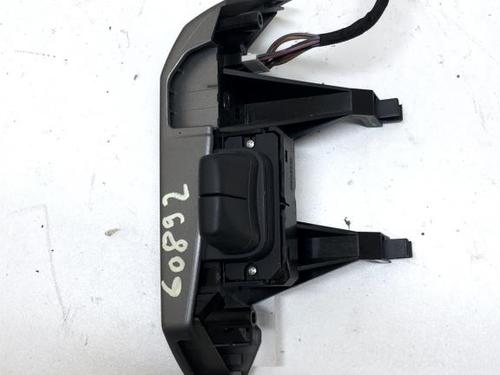 Used Switch Switch LAND ROVER RANGE ROVER SPORT I (L320) 3.6 D 4x4 (272 hp) 18232240 18232240