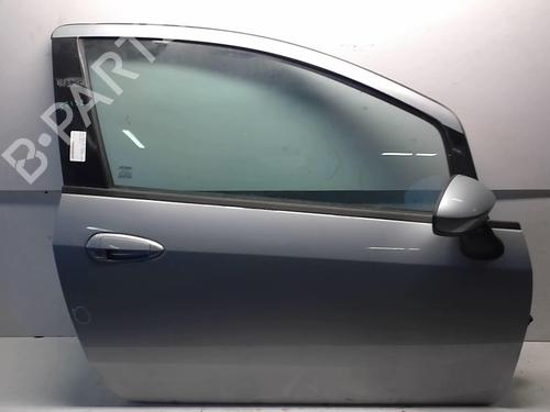 Used Right front door FIAT GRANDE PUNTO (199_) 1.3 D Multijet (199.AXD11, 199.AXD1A, 199.AXD1B,... (90 hp) 18225419