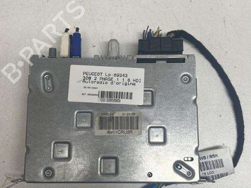 Used Radio Radio PEUGEOT 308 II (LB_, LP_, LW_, LH_, L3_) 1.6 HDi (92 hp) 18225699 18225699