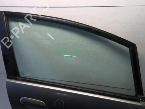 Used Right front door HONDA JAZZ III (GE_, GG_, GP_, ZA_) 1.3 i (GE6, GG3, GG6) (100 hp) 18216863