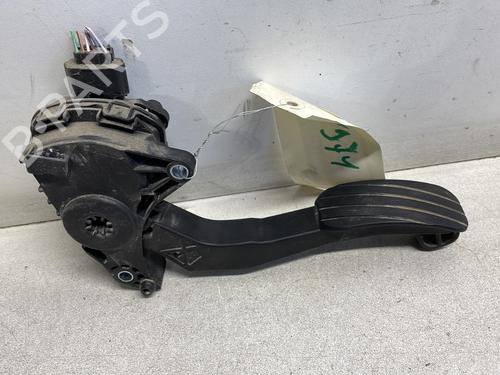 Used Pedal RENAULT MASTER III Van (FV) 2.3 dCi 145 FWD (FV0E, FV0F, FV0H, FV02, FV0M, FV0S,... (146 hp) 26878986