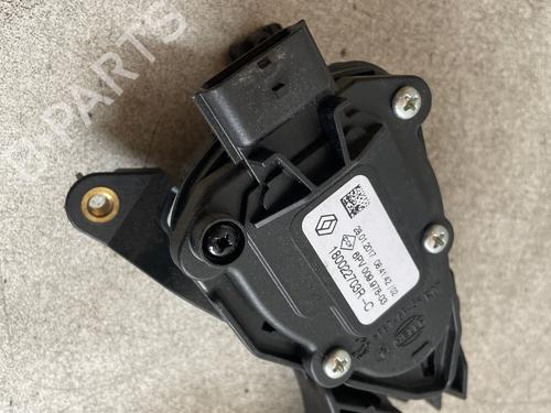 Pédale Pédale DACIA SANDERO II 1.0 SCe 75 (B8JC, B8JD, B8NC) (73 hp) 34146329 34146329