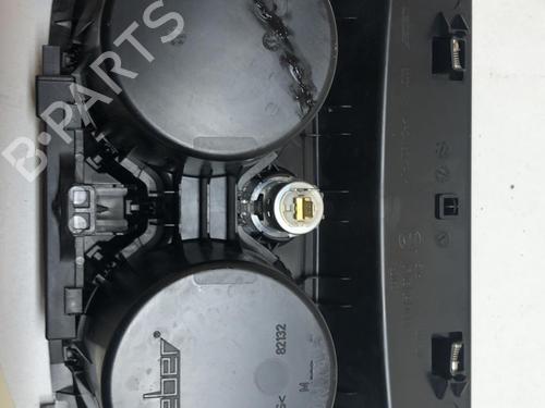 Aschenbecher für BMW 1 (F21) 116 d (116 hp) 18219953