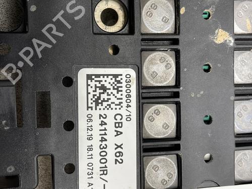 electronic-module-renault-master-iii-van-fv-2010-28296211 main image