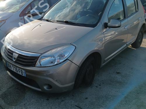 Brugte DACIA SANDERO 1.4 (BS0C, BS0A, BS0G, BS1F, BS0E) (75 hp) 4404461