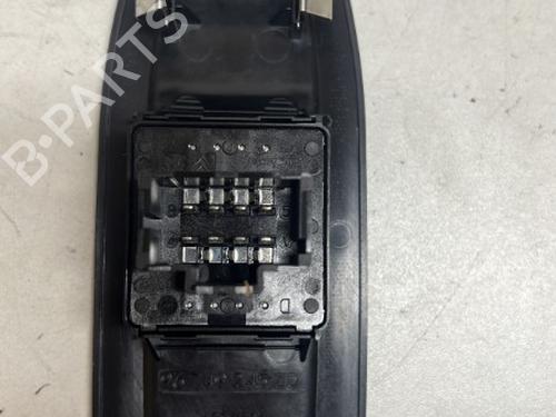 Left front window switch PEUGEOT 208 I (CA_, CC_) 1.4 HDi | BP18332539I27 