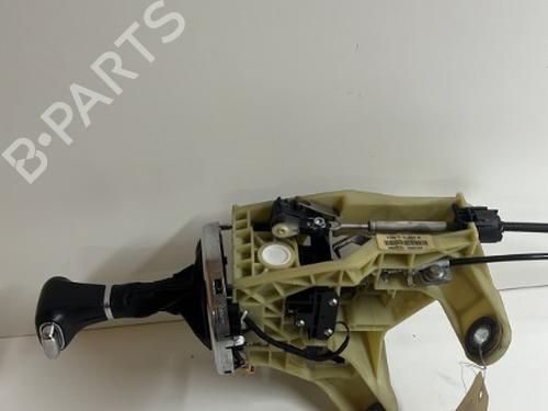 Used Gear lever Gear lever VW TRANSPORTER T5 Bus (7HB, 7HJ, 7EB, 7EJ) 2.5 TDI (174 hp) 18484565 18484565