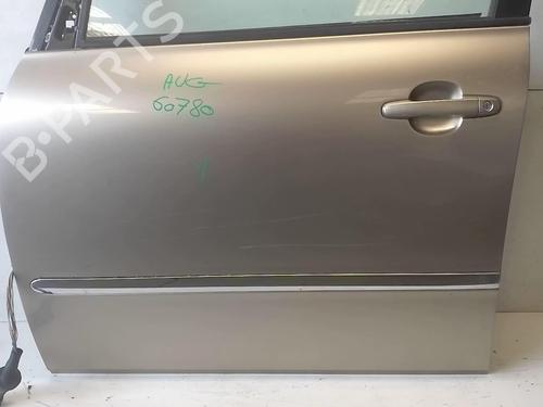 Used Left front door TOYOTA AVENSIS VERSO (_M2_) 2.0 D (CLM20_, CLM20R) (116 hp) 18218538