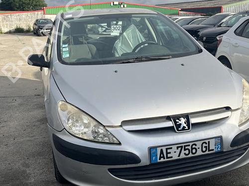 Left headlight PEUGEOT 307 (3A/C) 2.0 HDi 110 | BP27562462C28 