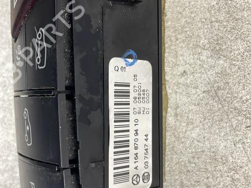 switch-mercedes-benz-m-class-w164-2005-2006-2007-2008-2009-2010-2011-2012-32141336 main image