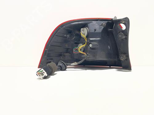 Used Right taillight Right taillight 39137920 39137920