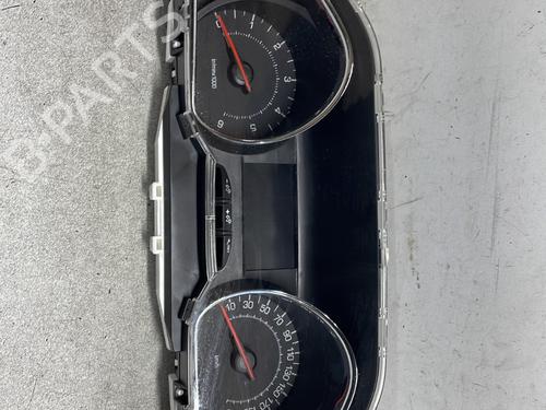 Used Instrument cluster PEUGEOT 208 I (CA_, CC_) 1.4 HDi (68 hp) 32673048