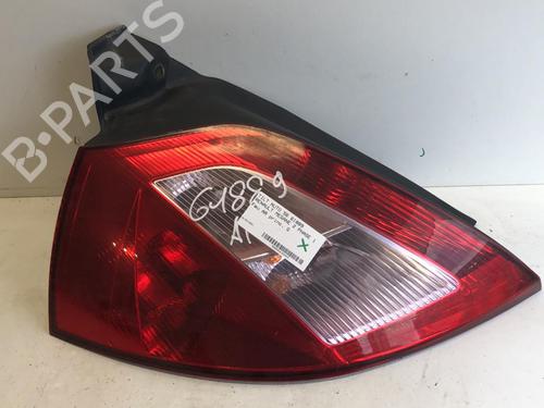 Farolim esquerdo RENAULT MEGANE II (BM0/1_, CM0/1_) 1.6 16V (BM0C, CM0C) (113 hp) 18221061