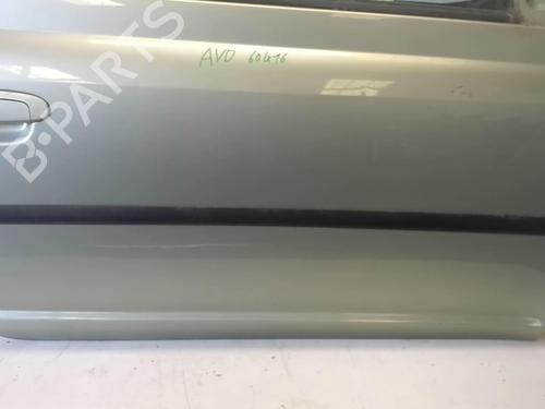 Used Right front door TOYOTA YARIS (_P1_) 1.0 (SCP10_, SCP10R) (68 hp) 18214908