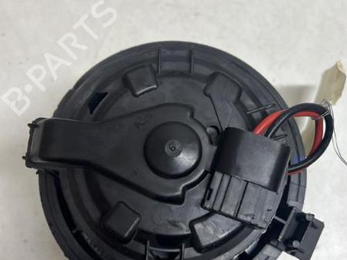 Used Heater blower motor PEUGEOT 208 I (CA_, CC_) 1.6 HDi / BlueHDi 75 (75 hp) 18216112