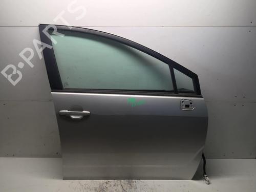 Used Right front door TOYOTA COROLLA Verso (ZER_, ZZE12_, R1_) 2.2 D-4D (AUR10_, AUR10R) (136 hp) 18208341