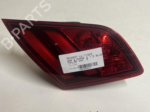 Used Left tailgate light PEUGEOT 308 II (LB_, LP_, LW_, LH_, L3_) 1.5 BlueHDi 130 (131 hp) 21489062