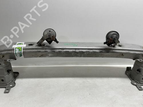 Used Front bumper reinforcement VOLVO V50 (545) D2 (114 hp) 23251058
