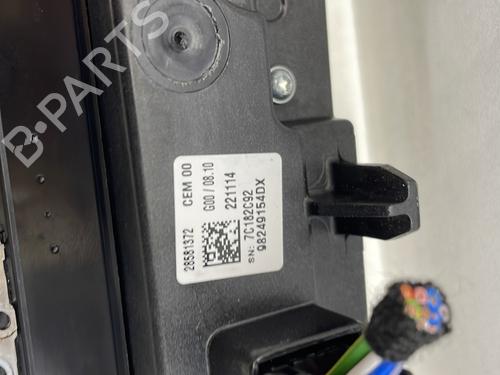 Used Switch Switch PEUGEOT 5008 II (MC_, MJ_, MR_, M4_) 2.0 BlueHDi 180 (MJEHZW, MJEHZR, MJEHZP) (177 hp) 24502108 24502108