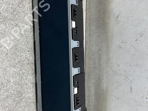 Used Display monitor Display monitor PEUGEOT PARTNER Box Body/MPV 1.6 BlueHDi 100 (100 hp) 32863833 32863833