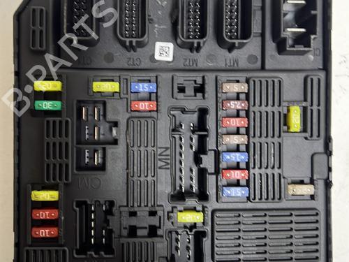 Used Fuse box RENAULT SCÉNIC III (JZ0/1_) 1.9 dCi (JZ0J, JZ1J, JZ1K, JZ1S) (131 hp) 21376548