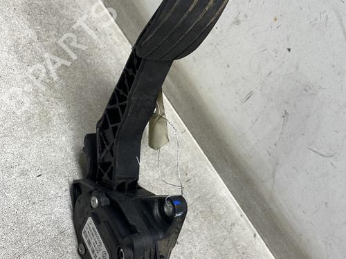 Pédale RENAULT MASTER III Van (FV) 2.3 dCi 135 FWD (FV0N, FV08, FV06, FV00, FV1S) (136 hp) 32132182