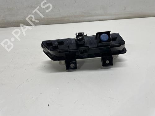 Used Left daytime light Left daytime light 36902125 36902125