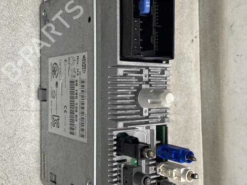 Used Radio Radio PEUGEOT 308 SW II (LC_, LJ_, LR_, LX_, L4_) 1.6 BlueHDi 120 (120 hp) 31088513 31088513