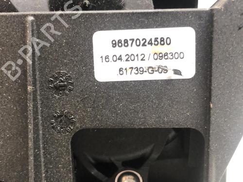 Used Gear lever PEUGEOT 5008 (0U_, 0E_) 1.6 HDi (112 hp) 18207855