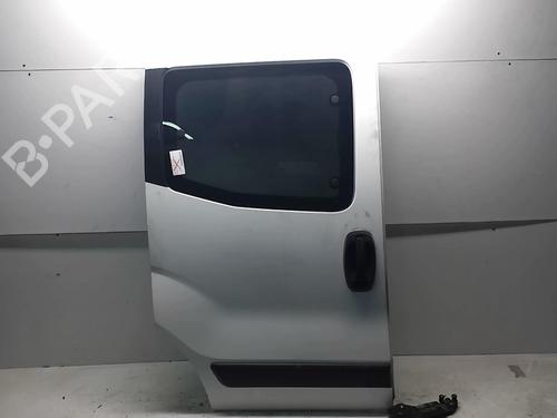 Højre side skydedør FIAT QUBO (225_) 1.3 D Multijet (225CXB1A, 225AXB1A, 225CXB11, 225AXB11,... (75 hp) 18229048