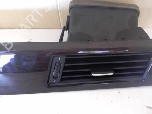 Used Air vent Air vent BMW 5 (E60) 530 d (235 hp) 18228845 18228845