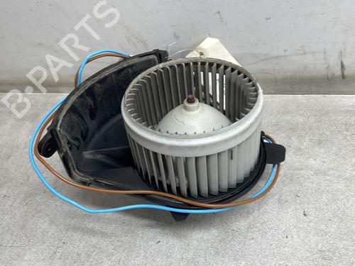 Used Heater blower motor RENAULT MASTER III Van (FV) 2.3 dCi 145 FWD (FV0E, FV0F, FV0H, FV02, FV0M, FV0S,... (146 hp) 31088524