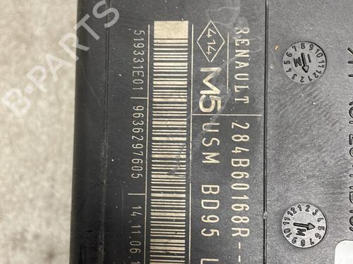 Zekeringkast RENAULT MEGANE III Hatchback (BZ0/1_, B3_) 1.5 dCi (BZ0C) | BP30408904E1