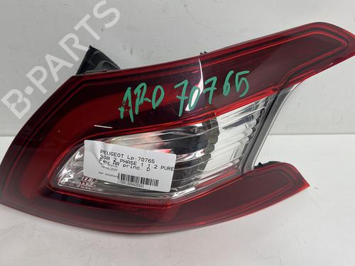 Used Right taillight Right taillight 20308824 20308824