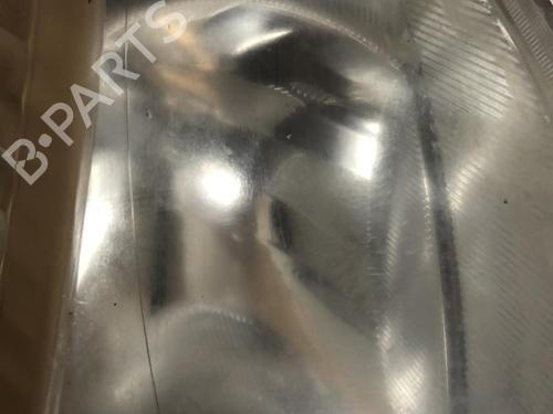 Used Left headlight Left headlight RENAULT SCÉNIC II (JM0/1_) 1.5 dCi (JM02, JM13) (101 hp) 18219733 18219733