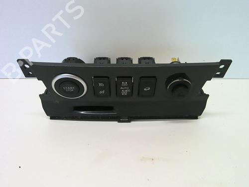 Card reader RENAULT KOLEOS I (HY_) 2.0 dCi 4x4 (HY0K) | BP18215010E4