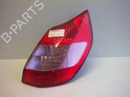 Højre baglygte RENAULT SCÉNIC II (JM0/1_) 1.9 dCi (JM0G, JM12, JM1G, JM2C) (120 hp) 18225606