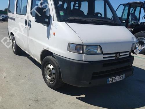 Right mirror PEUGEOT BOXER Bus (230P) 2.5 D | BP18220661C27 