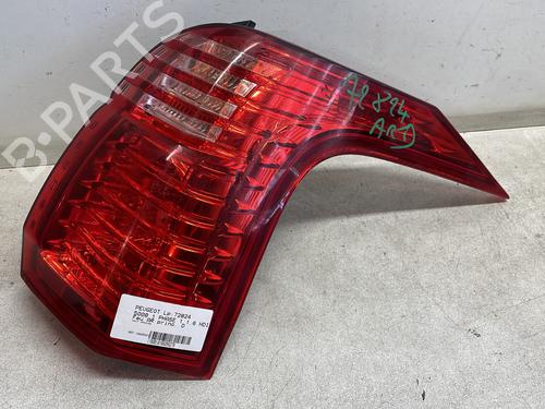 Used Right taillight PEUGEOT 5008 (0U_, 0E_) 1.6 HDi (112 hp) 27527900