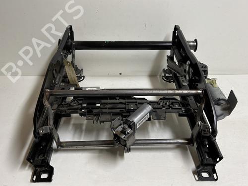 Support VOLVO V70 III (135) D4 31366149